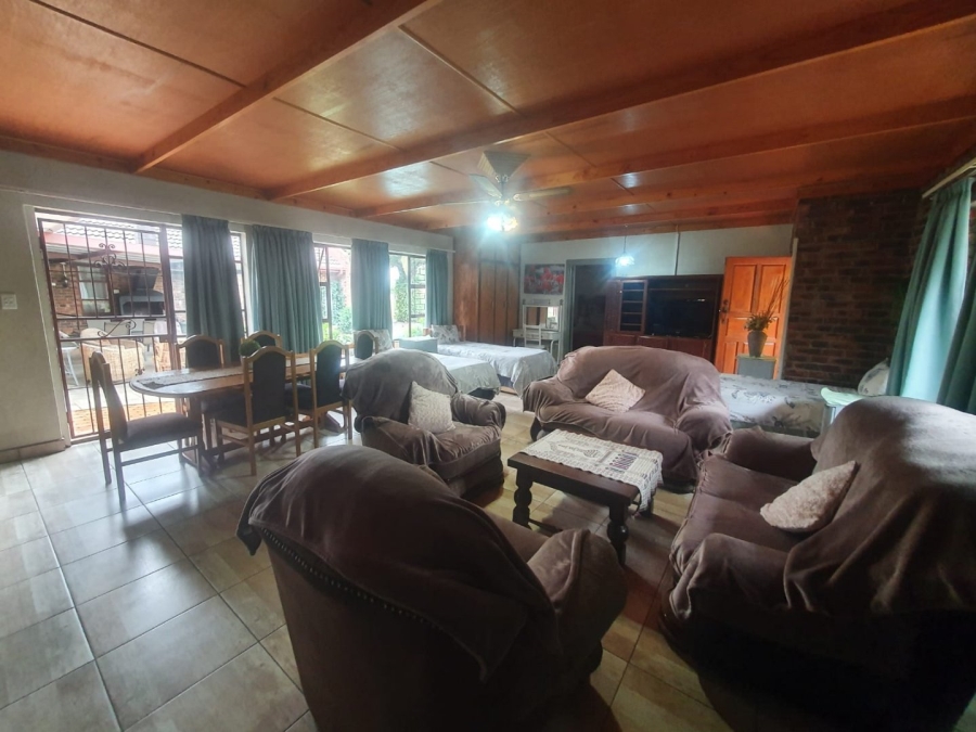 12 Bedroom Property for Sale in Pellissier Free State